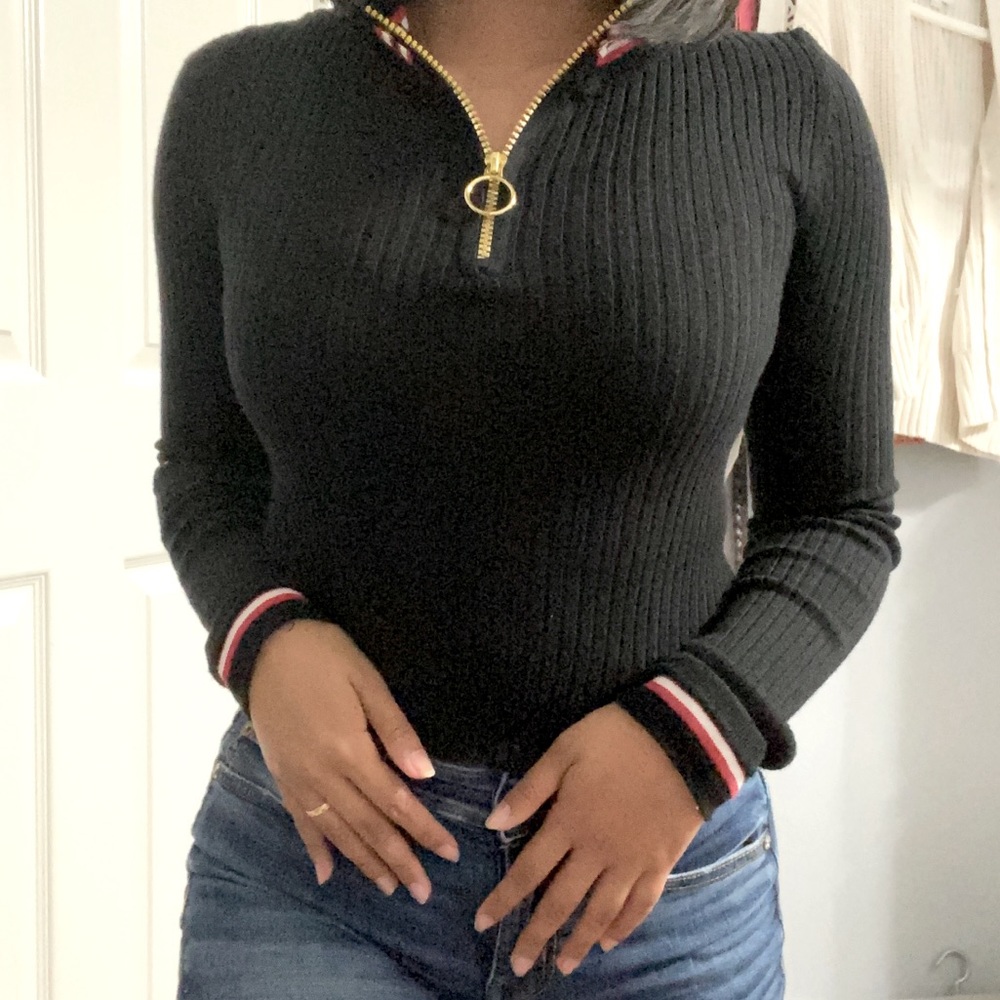 Long-Sleeve Ribbed Quarter-Zip Top | S